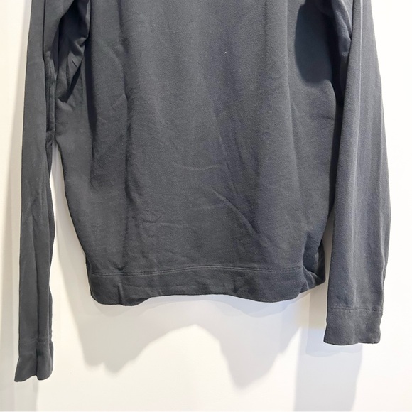 Vuori Crewneck Grey - Picture 7 of 7